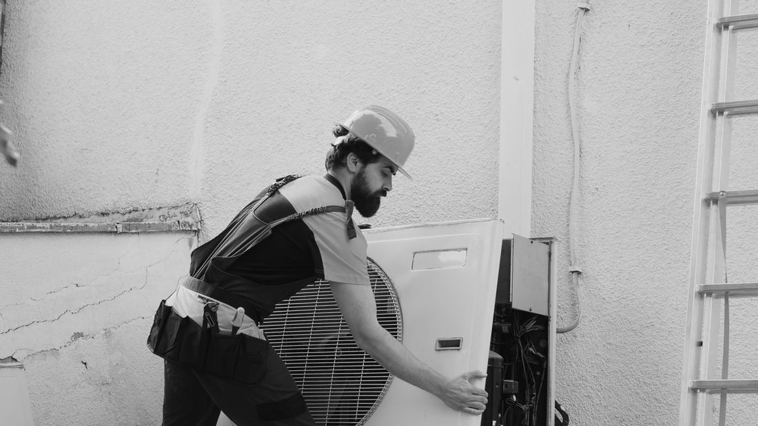 Pourquoi entretenir son groupe extérieur de climatisation ou pompe à chaleur ? (+ Les bienfaits d’un cache-clim)